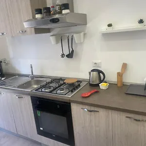  Appartamento Maison Vittoria Stazione Italia